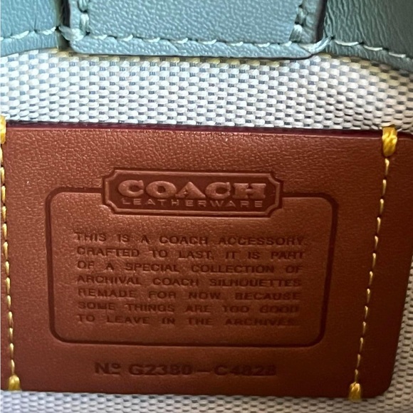 C4828 - Coach Mini Cashin Tote - Picture 9 of 13